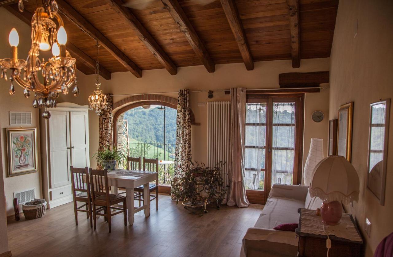 Magiche Langhe Bed & Breakfast Paroldo Ngoại thất bức ảnh