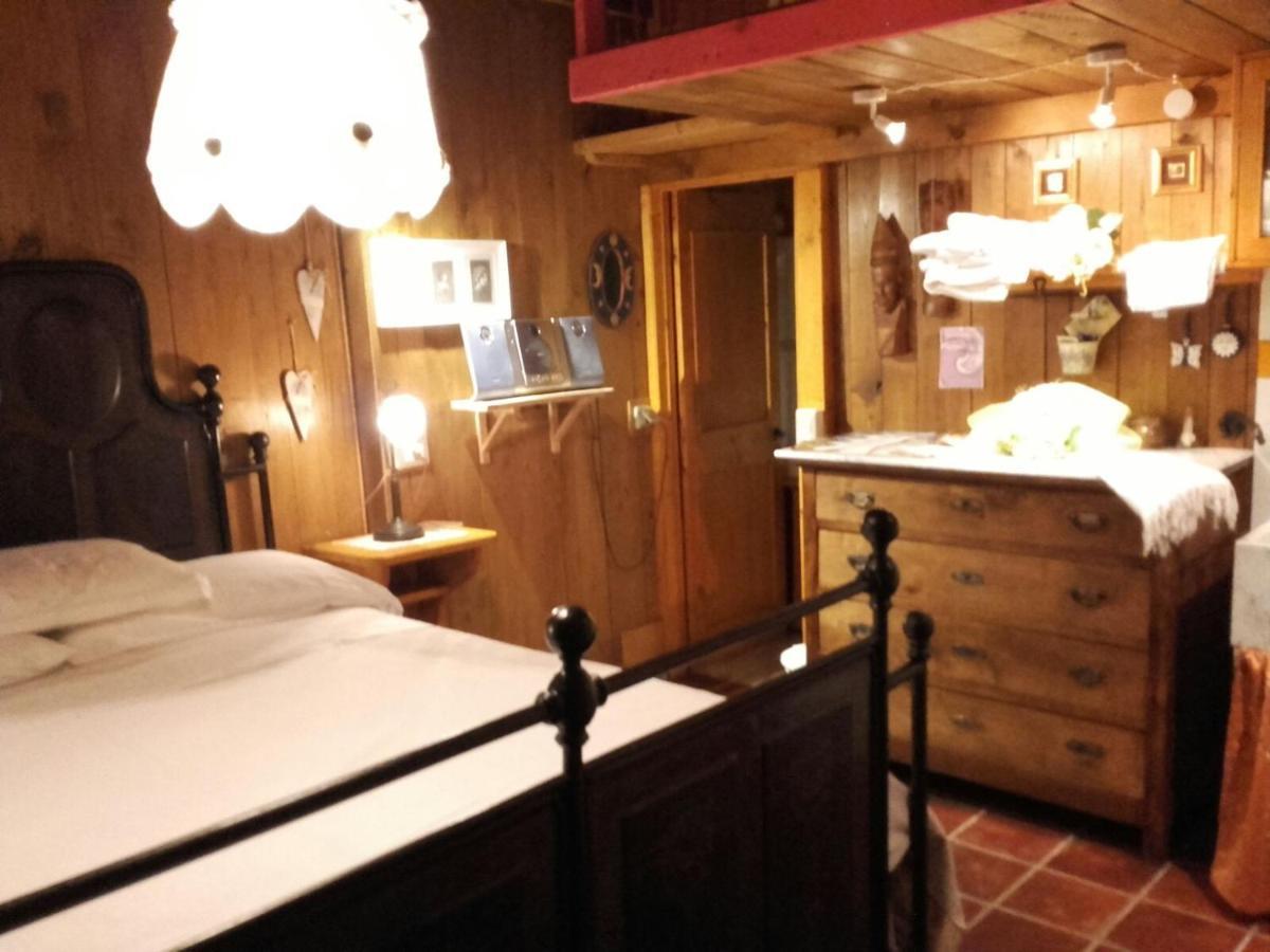 Magiche Langhe Bed & Breakfast Paroldo Ngoại thất bức ảnh